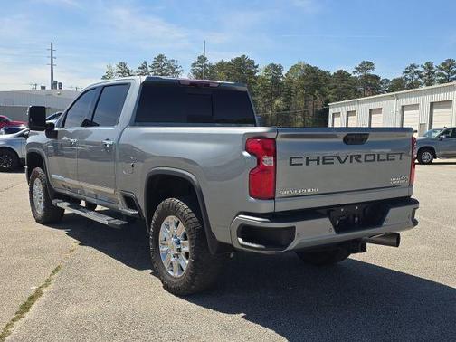 Sterling Gray Metallic 2024 Chevrolet Silverado 2500 High Country
