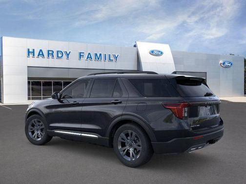 Agate Black Metallic 2025 Ford Explorer Active