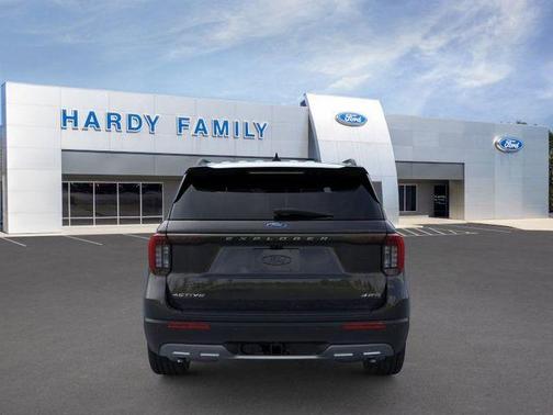 Agate Black Metallic 2025 Ford Explorer Active