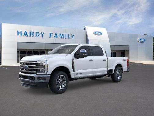 Star White 2026 Ford F-350 Lariat Super Duty