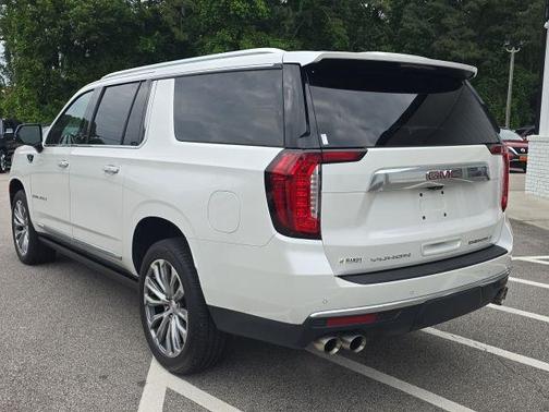 White Frost Tri-Coat 2021 GMC Yukon XL Denali