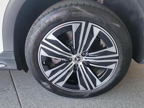 White 2023 Mercedes-Benz EQS 450+ Base