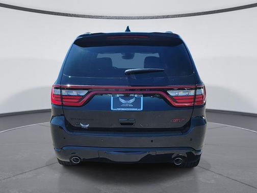 DB Black Crystal Clearcoat 2026 Dodge Durango GT
