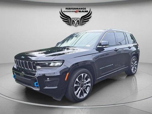 2022 Jeep Grand Cherokee 4xe Overland