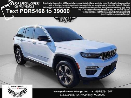 2023 Jeep Grand Cherokee Laredo