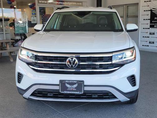 Pure White 2023 Volkswagen Atlas 2.0T SE