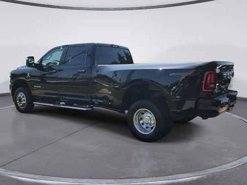 Diamond Black 2026 RAM 3500 Big Horn