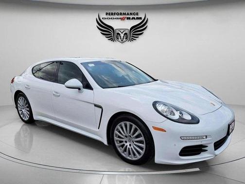2014 Porsche Panamera