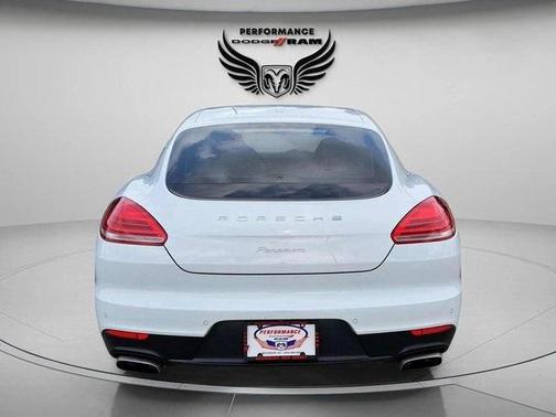 2014 Porsche Panamera