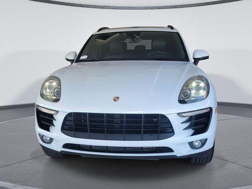2018 Porsche Macan Base