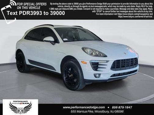White 2018 Porsche Macan Base