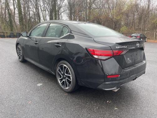 2025 Nissan Sentra SR