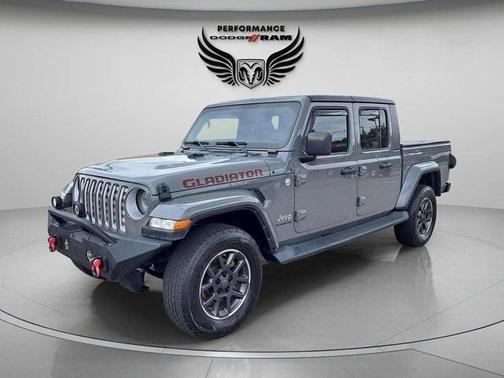 2022 Jeep Gladiator Overland