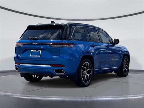 2022 Jeep Grand Cherokee 4xe Summit