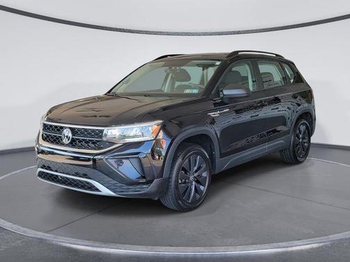 Deep Black Pearl Effect 2022 Volkswagen Taos 1.5T S