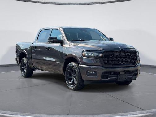 Granite Crystal Clearcoat Metallic 2026 RAM 1500 Big Horn/Lone Star