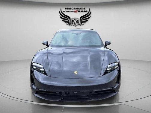2022 Porsche Taycan Base