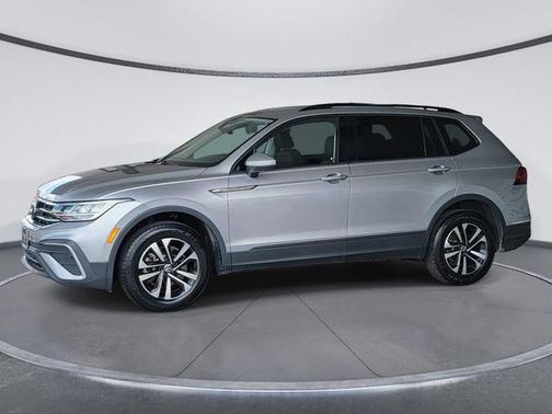Pyrite Silver Metallic 2024 Volkswagen Tiguan 2.0T S