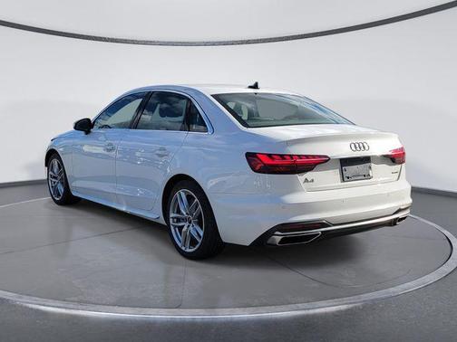2023 Audi A4 45 S line Premium Plus