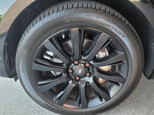 Narvik Black 2020 Land Rover Range Rover Sport 3.0L Supercharged HSE