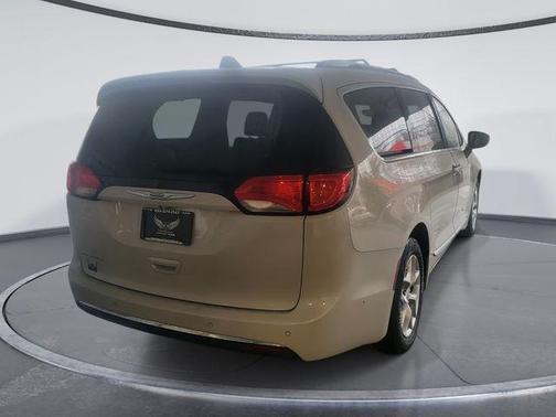 2019 Chrysler Pacifica Touring-L Plus