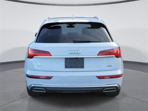 2022 Audi Q5 45 S line quattro Premium