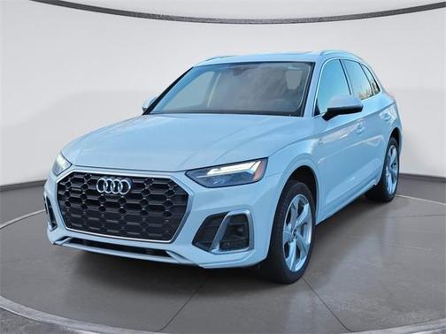 2022 Audi Q5 45 S line quattro Premium