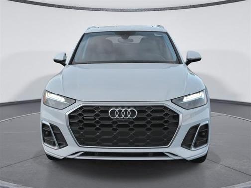 2022 Audi Q5 45 S line quattro Premium