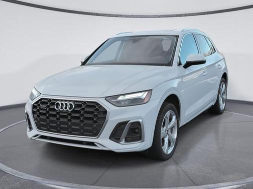 2022 Audi Q5 45 S line quattro Premium