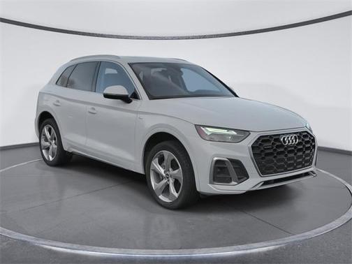 2022 Audi Q5 45 S line quattro Premium