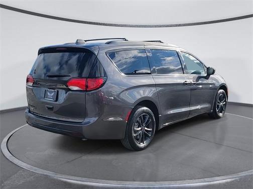 2020 Chrysler Pacifica Launch Edition