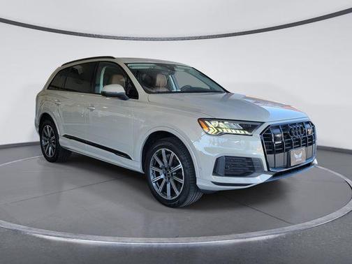 Vicuna Beige Metallic 2023 Audi Q7 45 Premium Plus