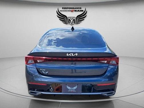 2022 Kia K5 EX