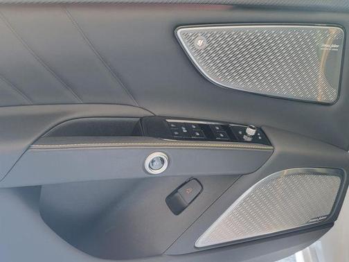 Bianco 2023 Maserati Grecale Modena