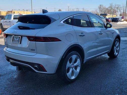 2018 Jaguar E-PACE R-Dynamic SE