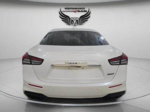 2022 Maserati Ghibli Modena