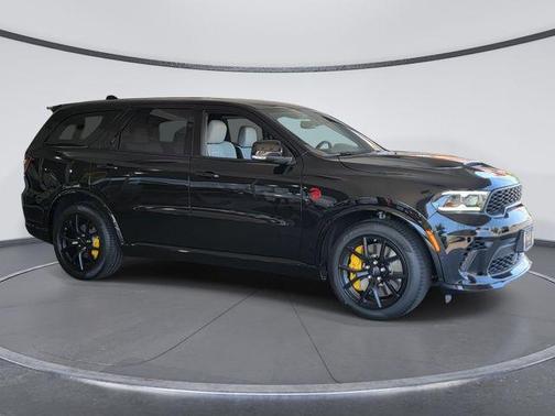 DB Black Crystal Clearcoat 2026 Dodge Durango SRT Hellcat