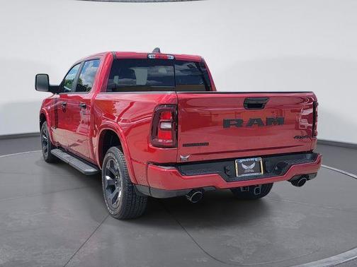 Molten Red Pearlcoat 2026 RAM 1500 Big Horn/Lone Star