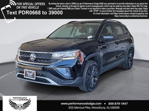 Deep Black Pearl Effect 2022 Volkswagen Taos 1.5T S