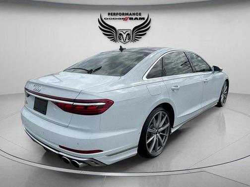 2022 Audi S8 4.0T quattro