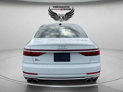 2022 Audi S8 4.0T quattro