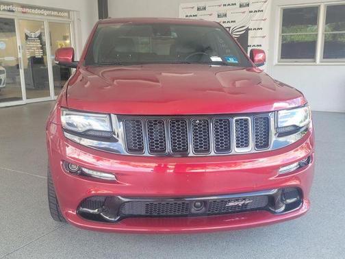 Deep Cherry Red Crystal Pearlcoat 2014 Jeep Grand Cherokee SRT