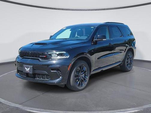 DB Black Crystal Clearcoat 2026 Dodge Durango GT