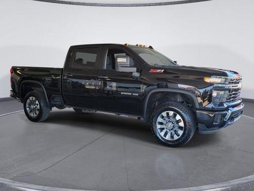 Black 2024 Chevrolet Silverado 2500 Custom