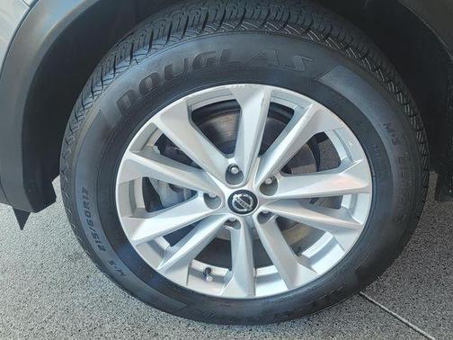 2019 Nissan Rogue Sport SV