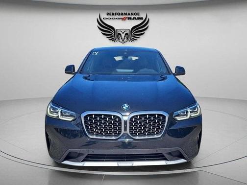 2022 BMW X4 xDrive30i