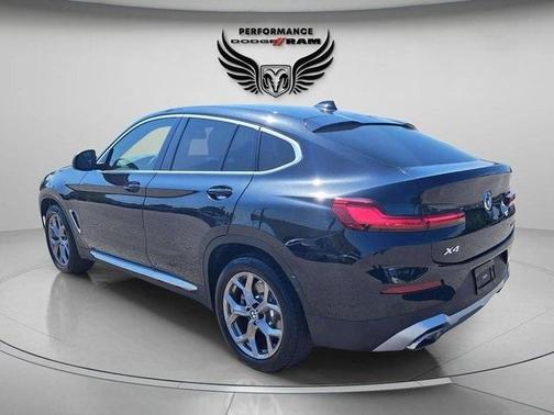 2022 BMW X4 xDrive30i