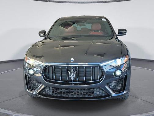 Grigio Maratea Metallic 2023 Maserati Levante Modena