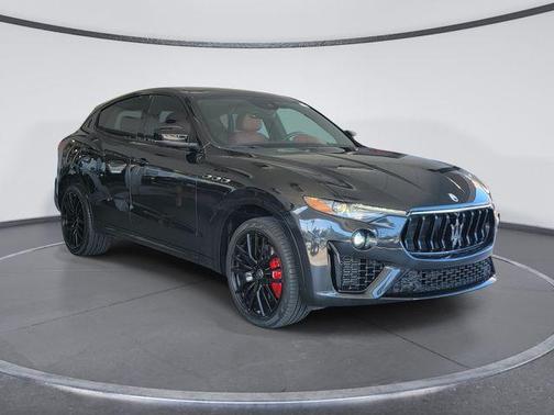 Grigio Maratea Metallic 2023 Maserati Levante Modena