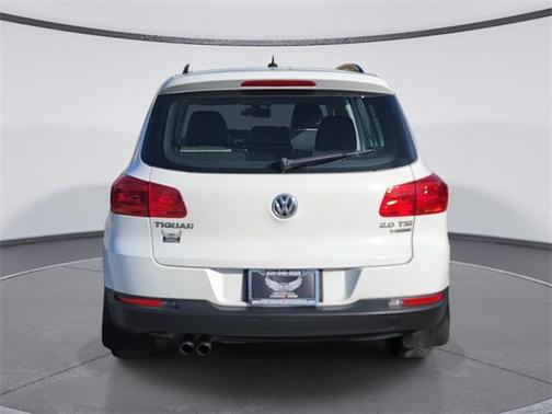 2016 Volkswagen Tiguan S